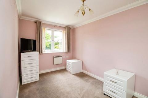 2 bedroom flat for sale, 69-70 Hart Road, Benfleet SS7