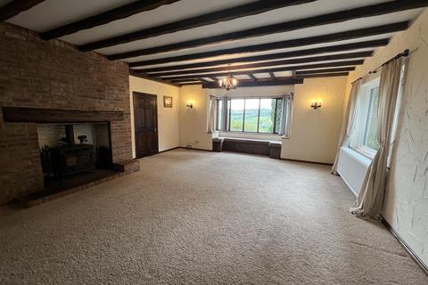 4 bedroom detached house to rent, White Gables, Hillside West, Rothbury