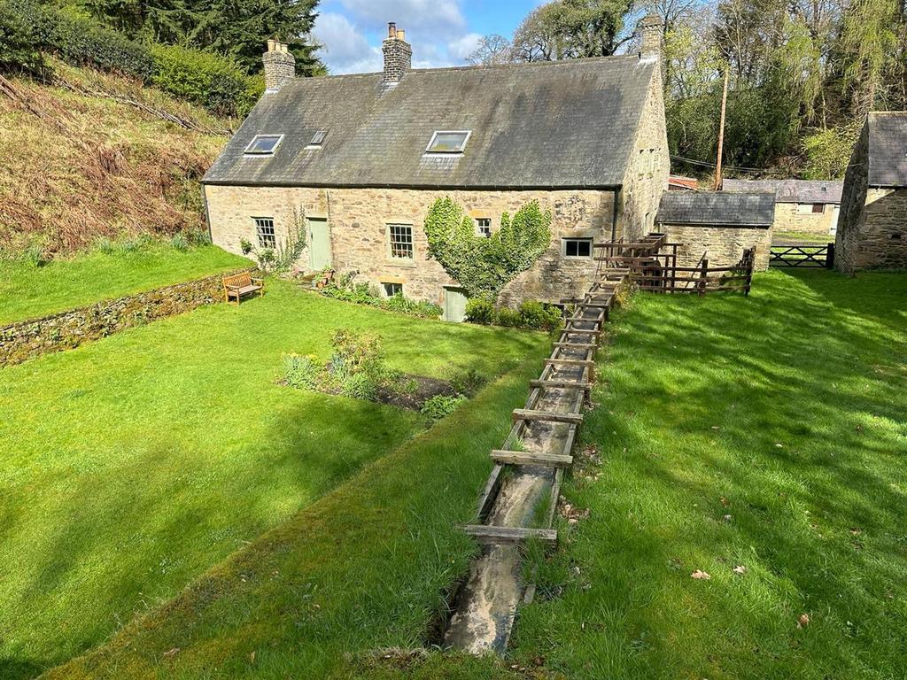 Leap Mill Farm, Busty Bank, Burnopfield 3 bed farm house for sale £