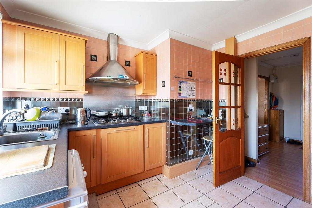 Moss Avenue, Airdrie ML6 2 bed terraced house for sale £92,500