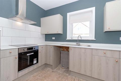 2 bedroom apartment to rent, FFF, 1a Phrosso Road, Worthing, BN11 5SJ
