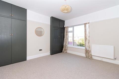2 bedroom apartment to rent, FFF, 1a Phrosso Road, Worthing, BN11 5SJ
