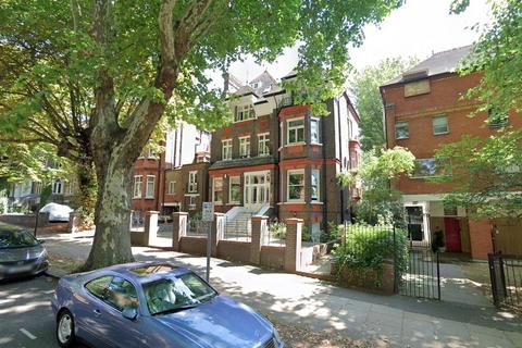 2 bedroom flat to rent, Fitzjohns Avenue, London NW3