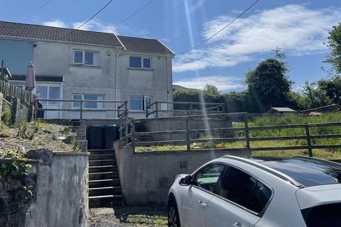 3 bedroom end of terrace house for sale, Shintor Fach, Kidwelly SA17