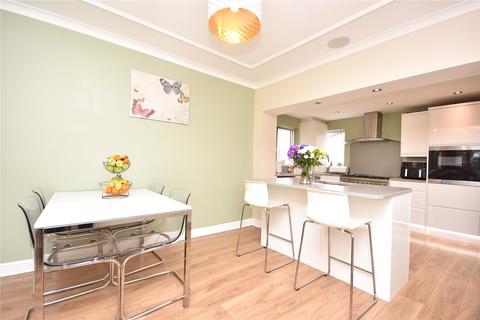 3 bedroom semi-detached house for sale, The Oval, Leeds, West Yorkshire