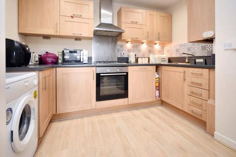 2 bedroom apartment for sale, 45 Parklands Mano, Tuke Grove, Wakefield