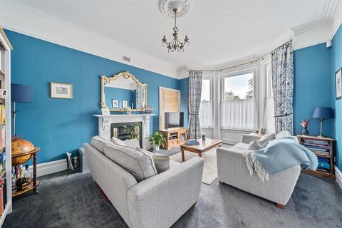 2 bedroom apartment for sale, Berrylands Road, Surbiton