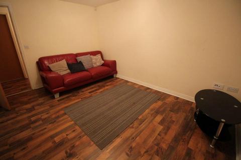 2 bedroom flat to rent, Liverpool L24