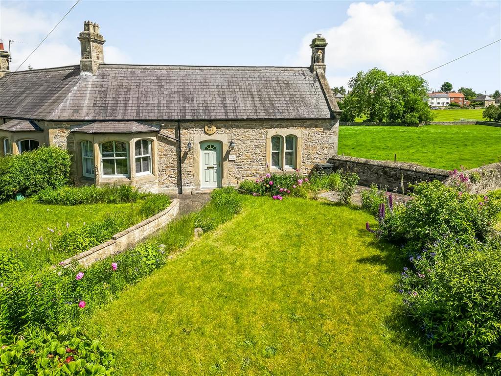 Aldbrough St John, Richmond 2 bed cottage £275,000