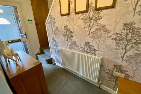4 bedroom semi-detached house for sale, Penistone Road, Waterloo, Huddersfield