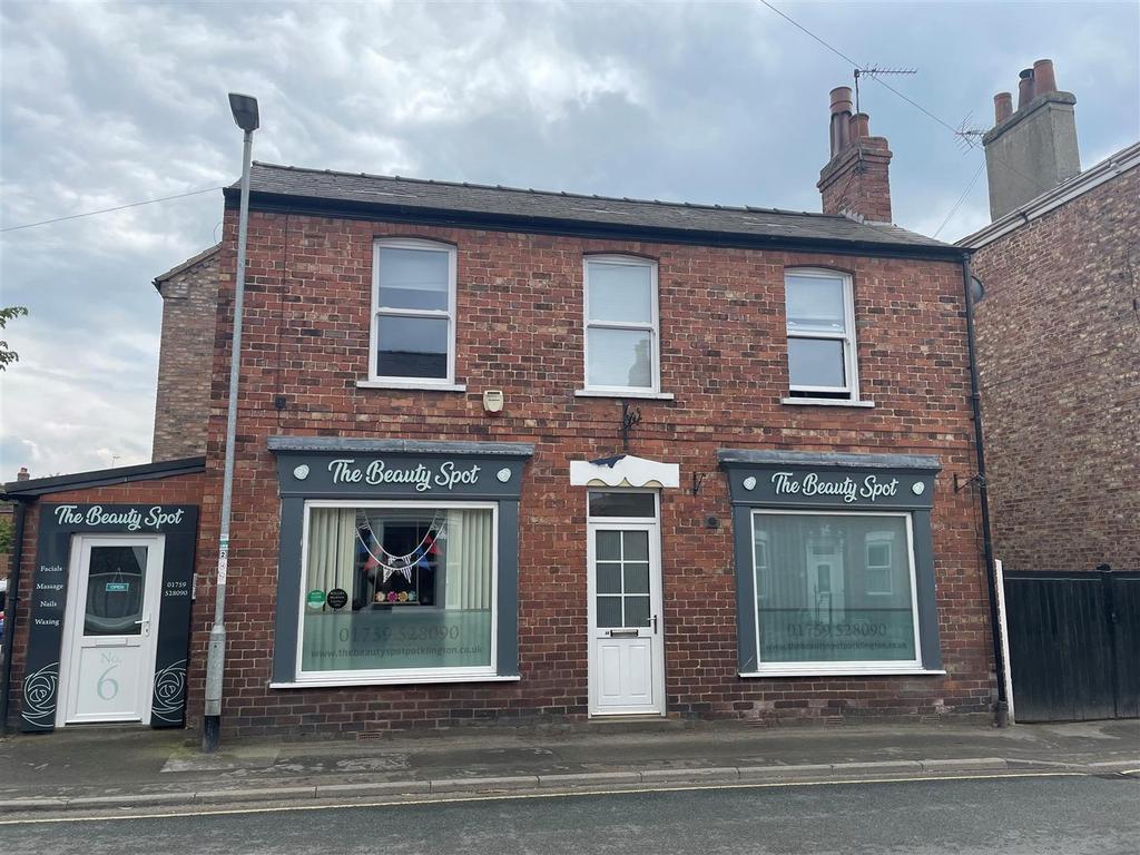 Chapmangate, Pocklington Property to rent £792 pcm (£183 pw)