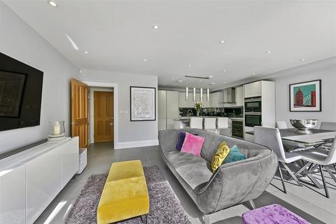 4 bedroom house for sale, Upper Teddington Road, Hampton Wick