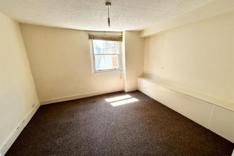 2 bedroom flat to rent, Charles Street, Brighton