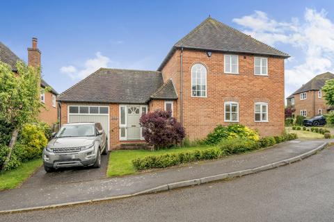 3 Dennes Mill Close, Wye, Ashford, TN25 5DR