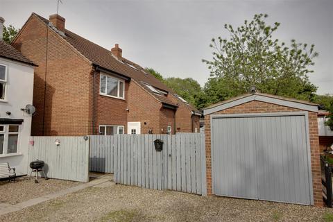 3 bedroom semi-detached house for sale, Brickyard Cottages, North Ferriby