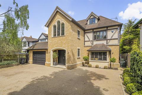204 Leesons Hill, Chislehurst, BR7 6QH