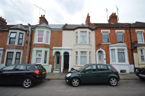 3 bedroom terraced house to rent, Whitworth Road, Abington, NN1