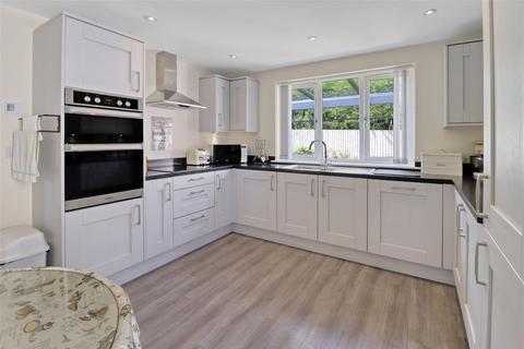 4 bedroom detached house for sale, Shires Close, Minehead, Somerset, TA24