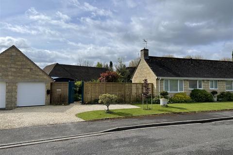 1 bedroom semi-detached bungalow for sale, The Gorse, Bourton-On-The-Water, Cheltenham