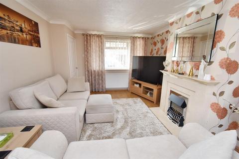 3 bedroom terraced house for sale, Farmstead Road, Corby NN18