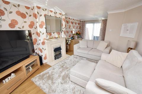 3 bedroom terraced house for sale, Farmstead Road, Corby NN18