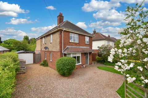 4 bedroom detached house for sale, Kirby Road, Corby NN17