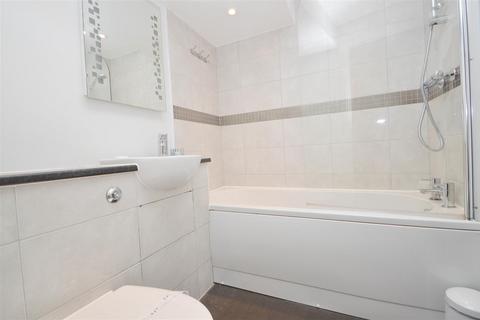 1 bedroom flat for sale, Cornfield Lane, Eastbourne