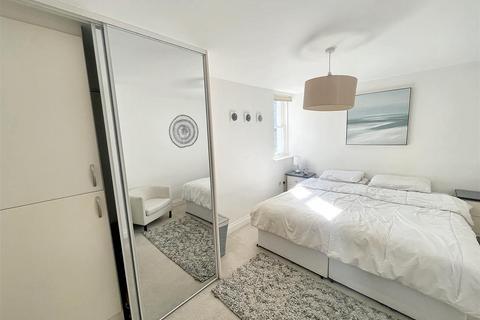 Flat 3, The Old Stables, 3 Cornfield Lane, Eastbourne, BN21 4NE
