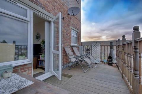 2 bedroom flat for sale, Milton Road, Southsea