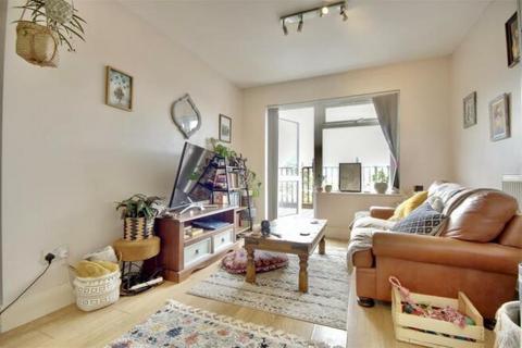 2 bedroom flat for sale, Milton Road, Southsea