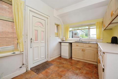 2 bedroom semi-detached house for sale, Comforts Avenue, Scunthorpe