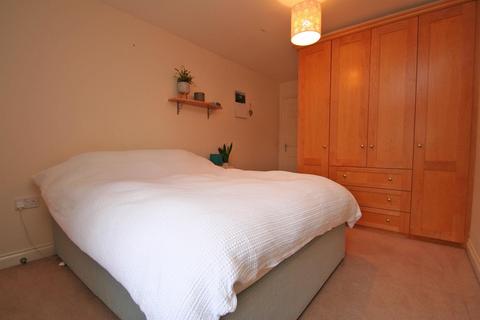 2 bedroom flat for sale, Walter Bigg Way, Wallingford