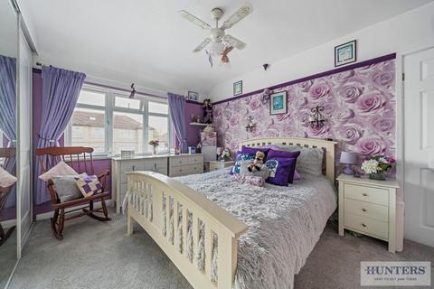 4 bedroom semi-detached house for sale, Ightham Road, Bexleyheath