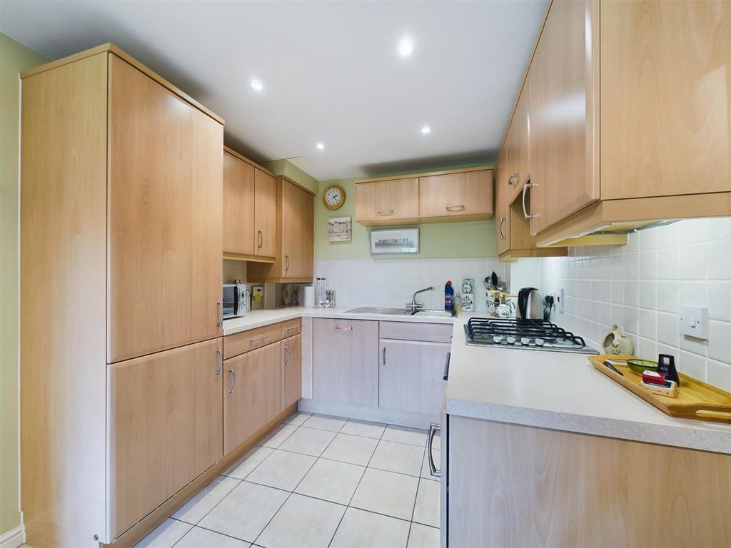 CAM02600 G0-PR0228-STILL002.jpg