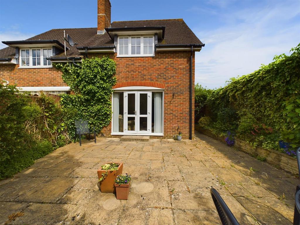 CAM02600 G0-PR0228-STILL013.jpg