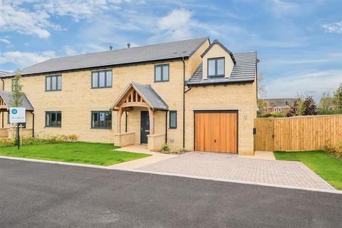 4 bedroom semi-detached house for sale, Rosehill Close, Bradenstoke, Chippenham