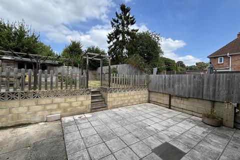 60 Blackberry Lane, Potterne, Devizes, SN10 5NZ