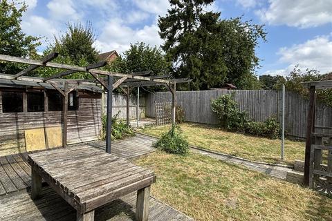60 Blackberry Lane, Potterne, Devizes, SN10 5NZ