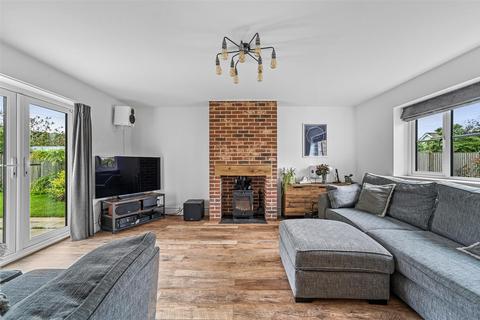 Oak Tree House The Heath, Tattingstone, Ipswich, IP9 2LX