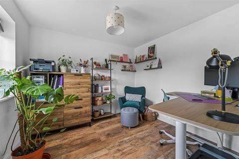 Oak Tree House The Heath, Tattingstone, Ipswich, IP9 2LX
