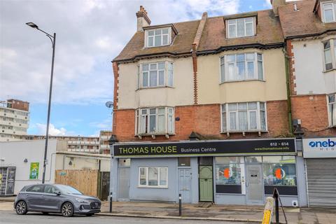 2 bedroom maisonette for sale, LONDON ROAD, Westcliff-On-Sea