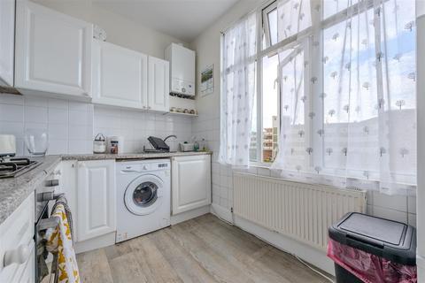 undefined, LONDON ROAD, Westcliff-On-Sea