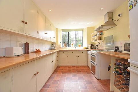 4 bedroom terraced house for sale, Commercial Road, Uffculme, Cullompton
