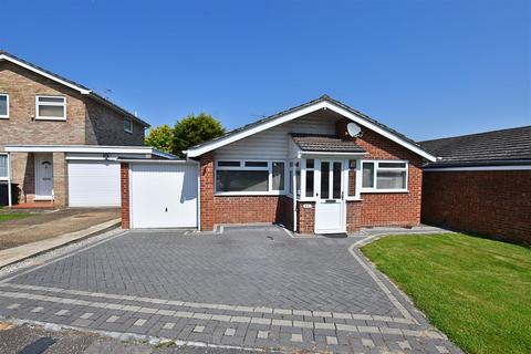 2 bedroom detached bungalow for sale, Saltcoats, South Woodham Ferrers