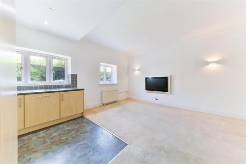 1 bedroom apartment for sale, Elizabeth Drive, Banstead