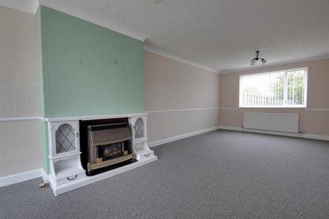 4 bedroom semi-detached house for sale, Kings Mead, Woodmansey, Beverley