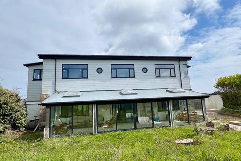 4 bedroom detached house for sale, Les Rochers, Valongis, Alderney