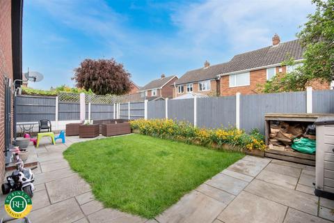 6 Glendale Road, Sprotbrough, Doncaster, DN5 7RA