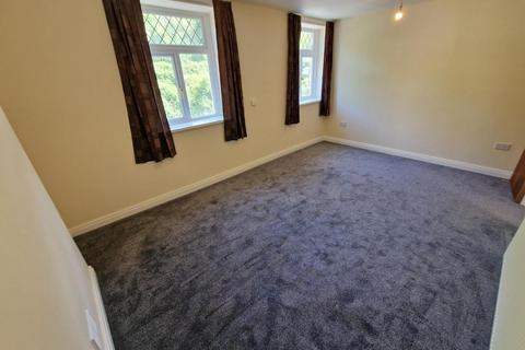 2 bedroom maisonette to rent, Windsor Road, Penarth