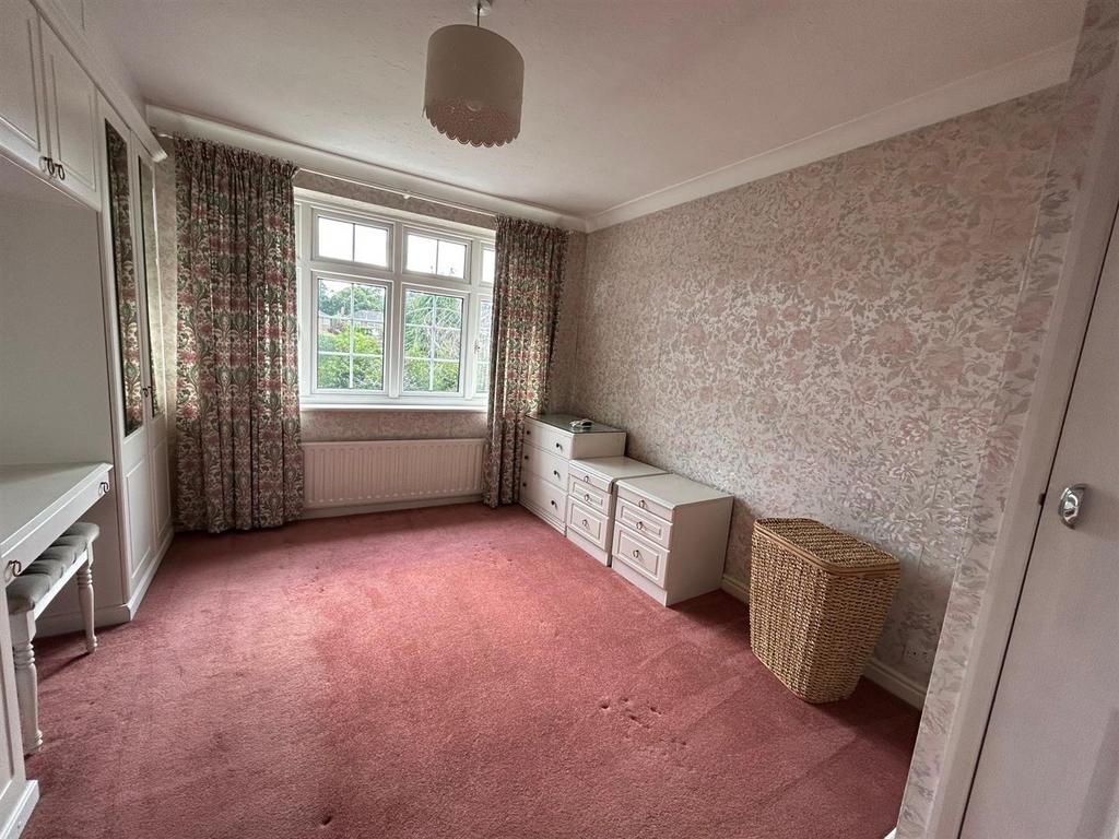 Bedroom .2.jpg